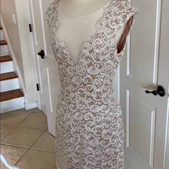 Gorgeous Baccio dress in great condition - Picture 3 of 9